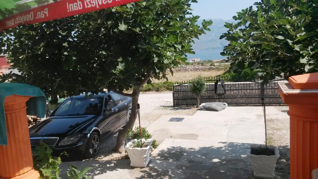 Apartments Villa Venera Ražanac Εξωτερικό φωτογραφία