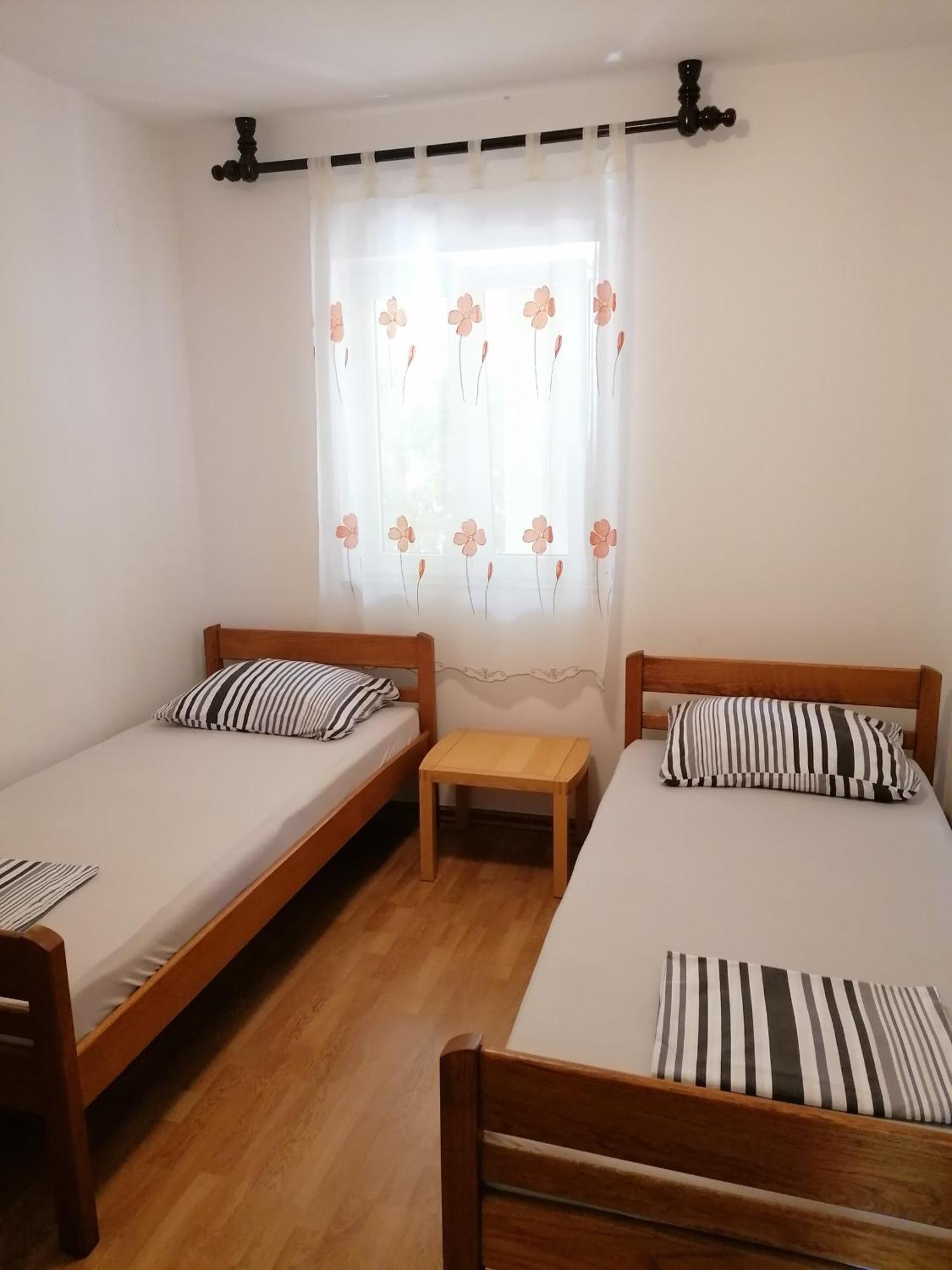 Apartments Villa Venera Ražanac Εξωτερικό φωτογραφία